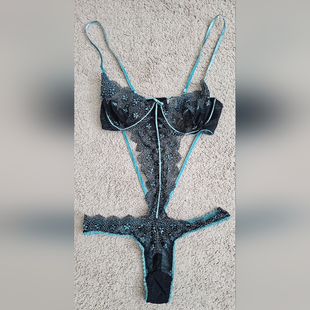 Black & Blue Sheer Floral Lace Strappy Bodysuit